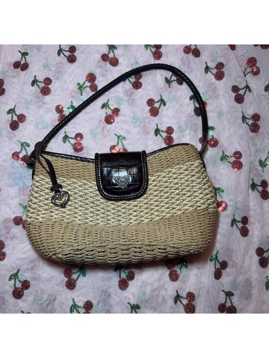 Brighton Handbags - Brighton Brown leather and wicker purse with heart charm #coquette #cottagecore